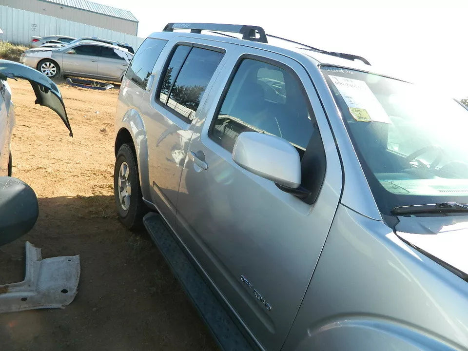 2005 -2011 NISSAN FRONTIER PATHFINDER XTERRA FRONT RIGHT PASSENGER DOOR ASSEMBLY