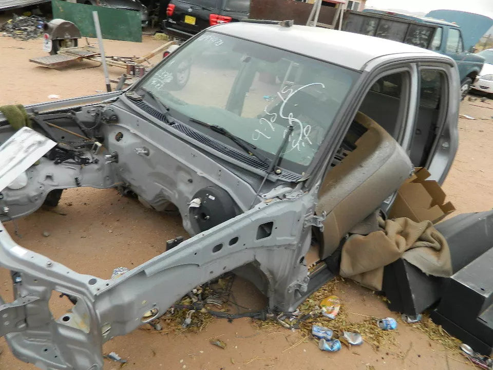 2004-2006 TOYOTA TUNDRA 4.7L V8 DOUBLE CAB TRUCK CABIN ONLY GRAY SILVER COLOR