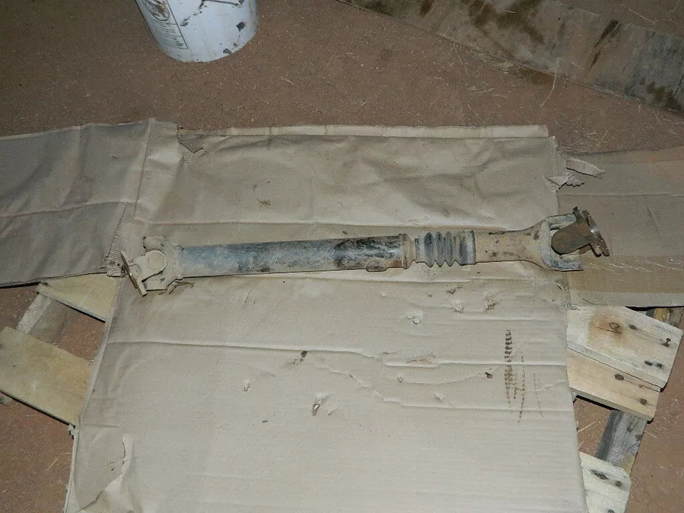 Toyota Tundra V8 4.7L front drive shaft for 2001-2004 4WD 4x4 models