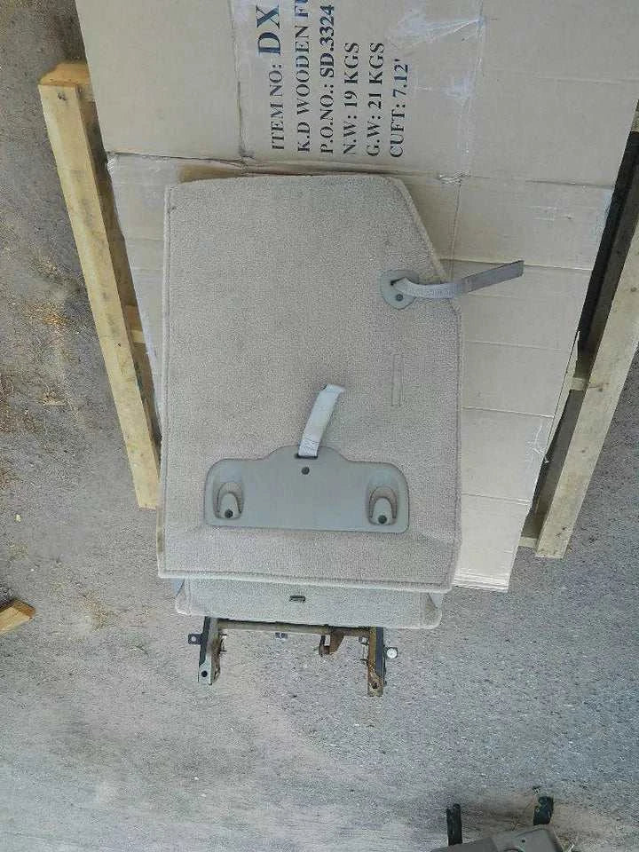 TOYOTA SIENNA REAR PASSENGER SEAT (3RD ROW RIGHT ONLY) - FABRIC