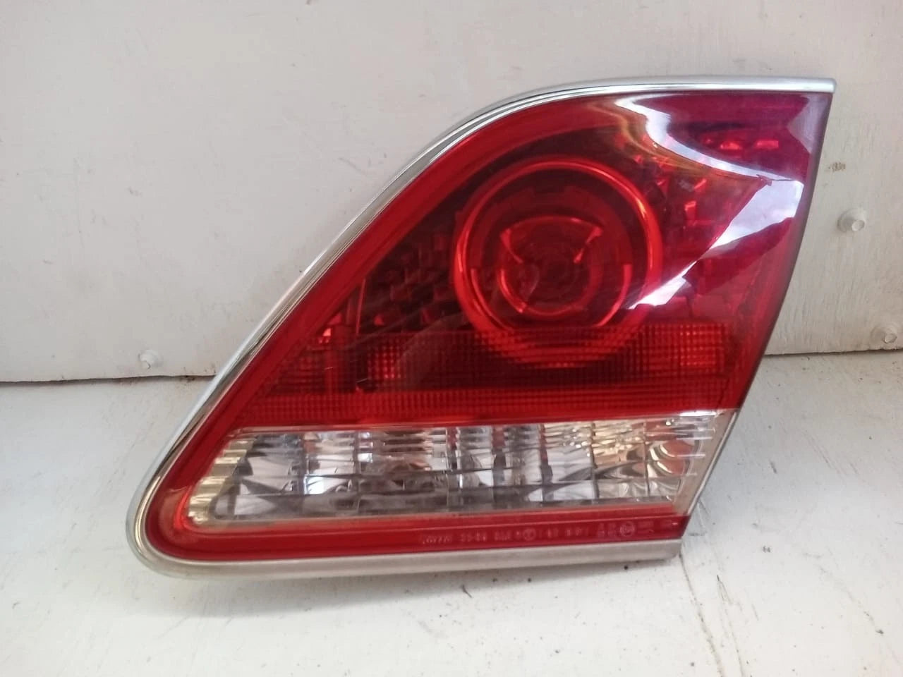 2004-2006 LEXUS ES330 REAR LAMP RIGHT PASSENGER SIDE 81551-33430