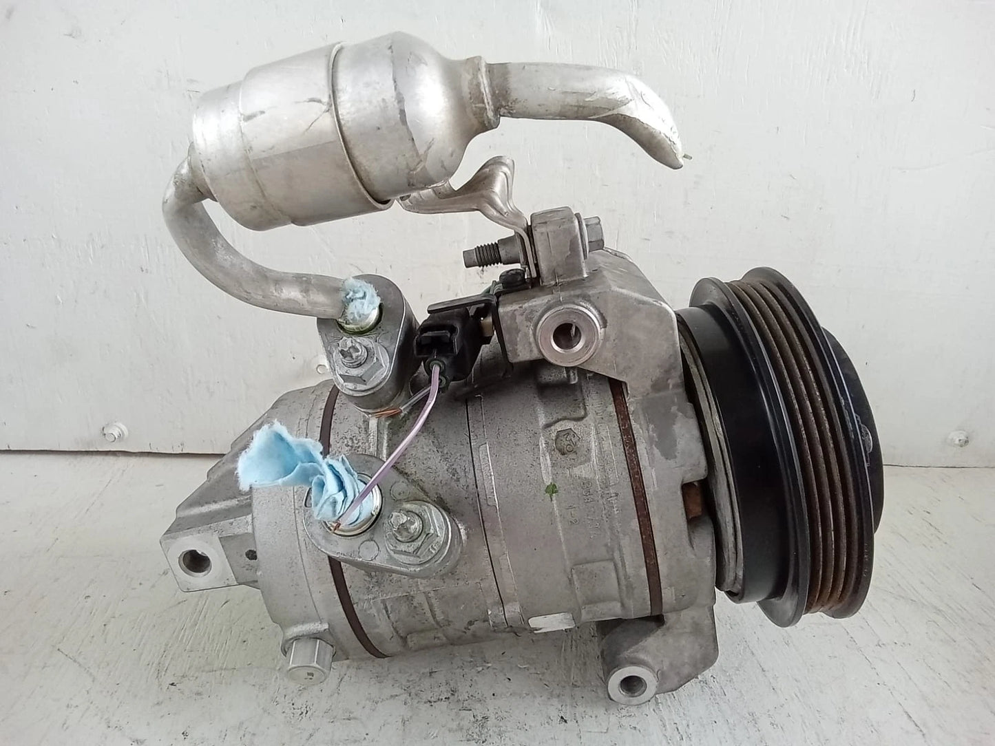 2011-2014 FORD MUSTANG 3.7L A/C COMPRESSOR BR33-19D629-AD | 002C286282