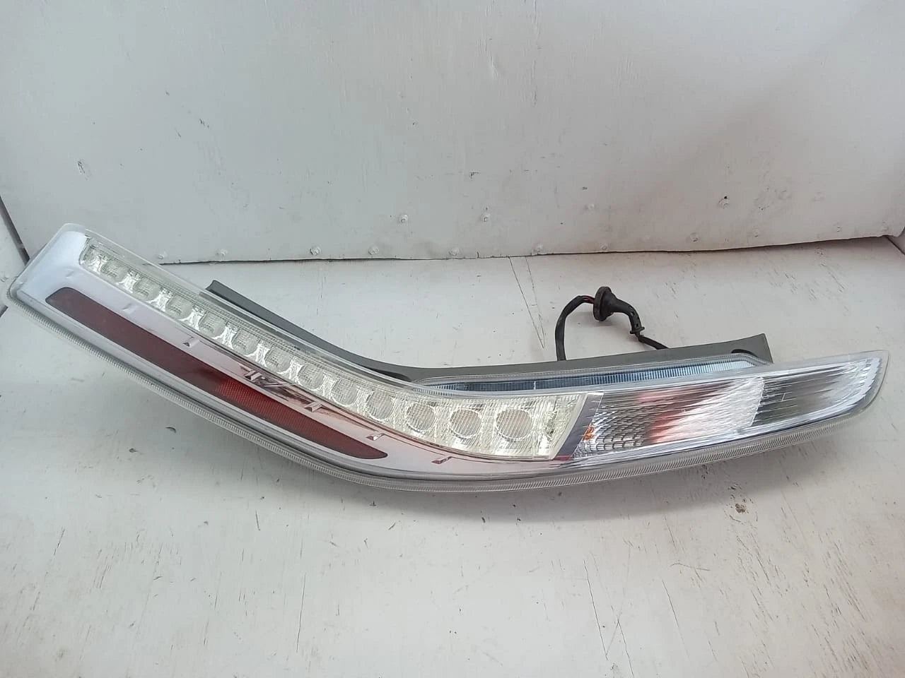2013-2014 NISSAN LEAF REAR LAMP LEFT DRIVER SIDE 26555-3NA3A