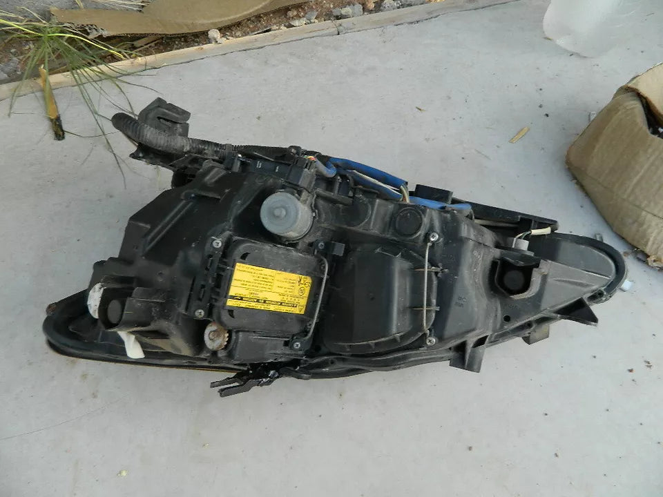 LEXUS IS 350 IS250 SEDAN FRONT PASSENGER SIDE XENON HID HEADLIGHT HEADLAMP ASSY