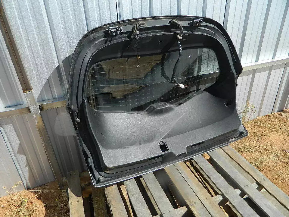 INFINITI FX 35 FX 45 TAILGATE HATCH TRUNK LID TAIL GATE LIFTGATE W/O CAMERA