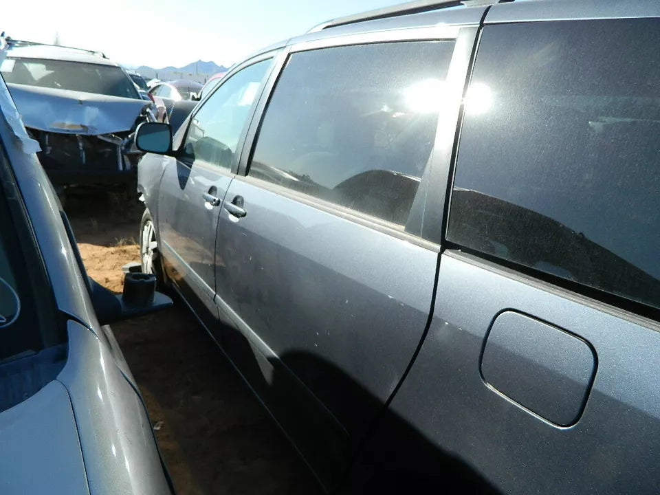 2004 -2010 TOYOTA SIENNA FRONT AND REAR LEFT DRIVER SIDE DOORS DOOR SET(2 DOORS)