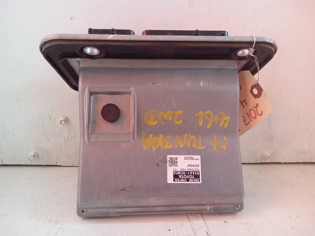 14-17 TOYOTA TUNDRA 2WD 4.6L ENGINE COMPUTER CONTROL MODULE ECU ECM 89661-0CM12