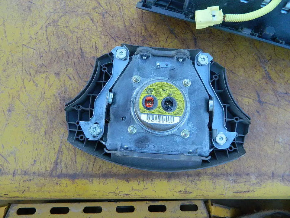 TOYOTA TUNDRA SEQUOIA PASSENGER DASH AND DRIVER STEERING WHEEL AIRB - SET