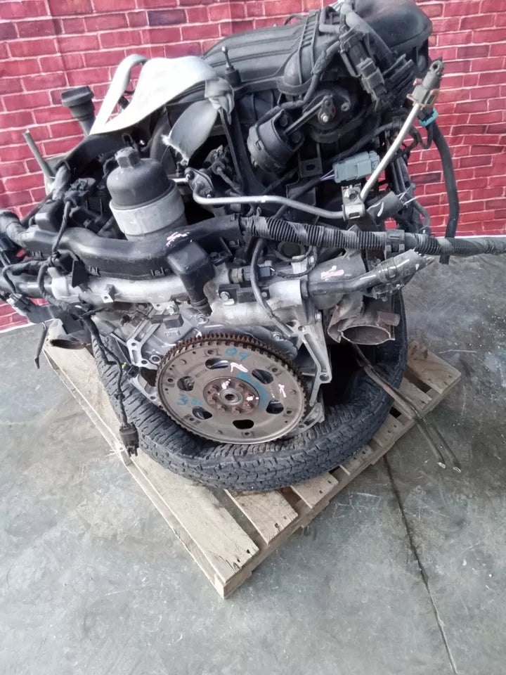 2009 2010 2011 KIA BORREGO 3.8L V6 ENGINE MOTOR ASSEMBY VIN 1, 8th digit