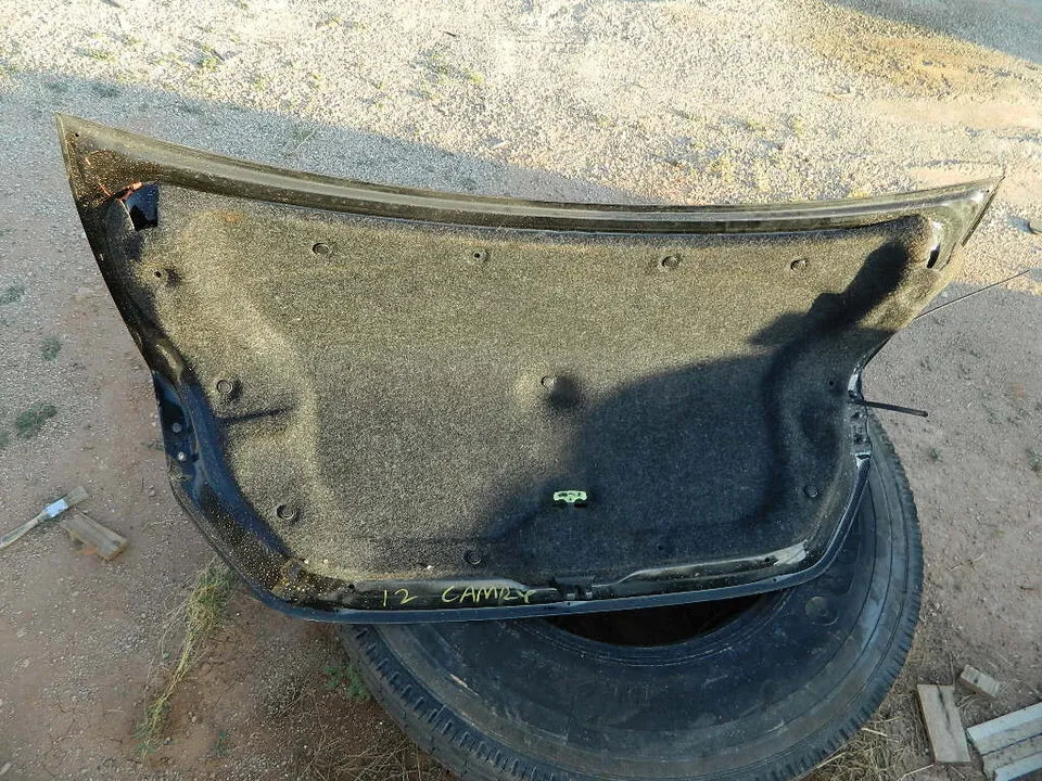 2012 2013 2014 TOYOTA CAMRY TRUNK LID BOOTH - FADED PAINT