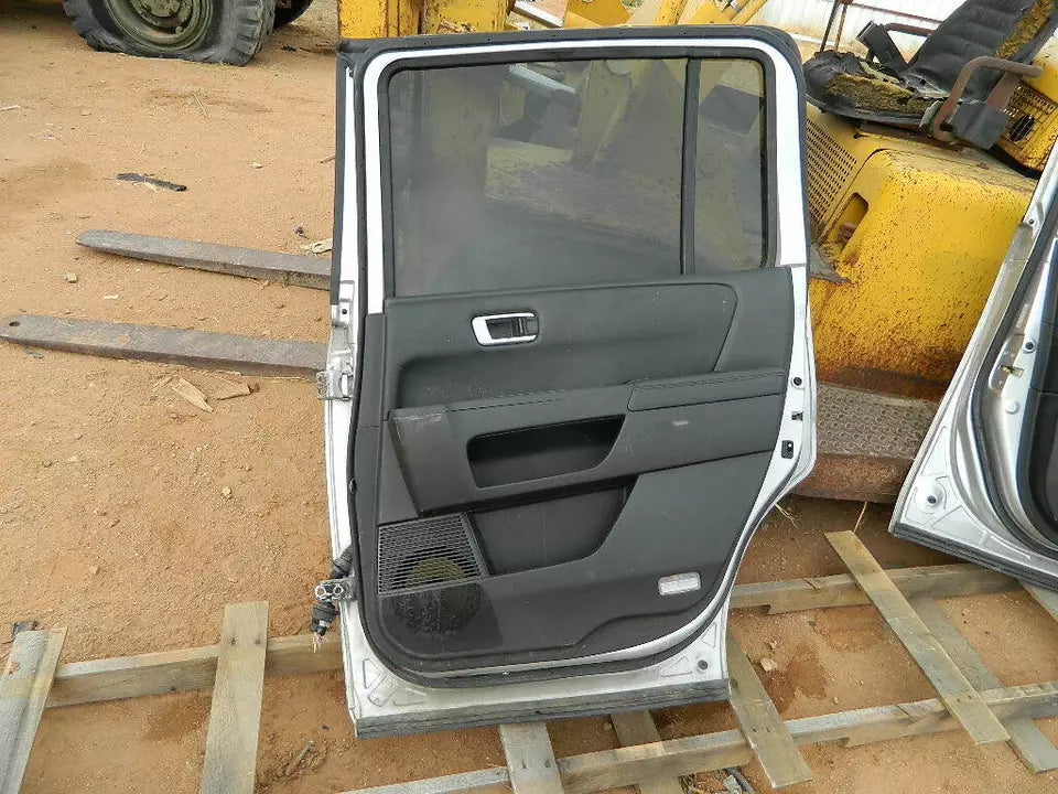 09 10 11 12 13 14 15 HONDA PILOT REAR RIGHT PASSENGER SIDE DOOR- SILVER