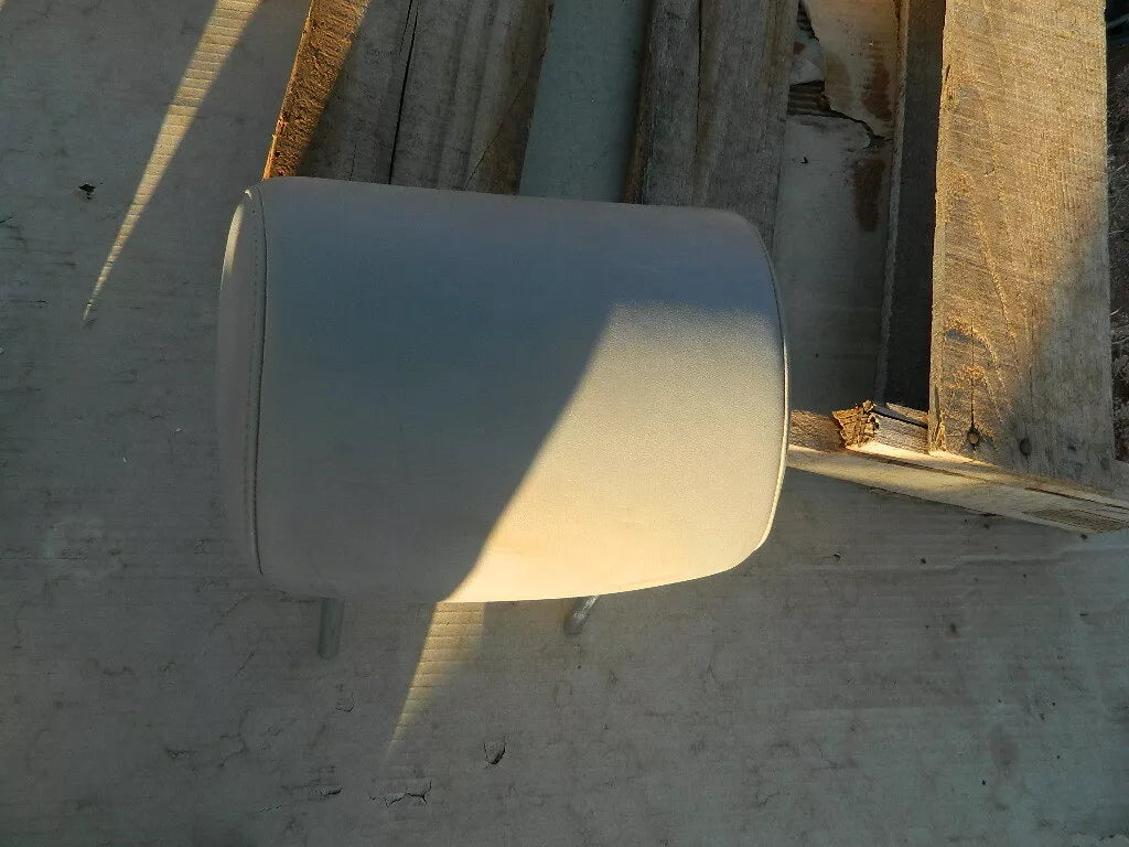 INFINITI G35 FRONT LEFT DRIVER SEAT HEADREST- LEATHER