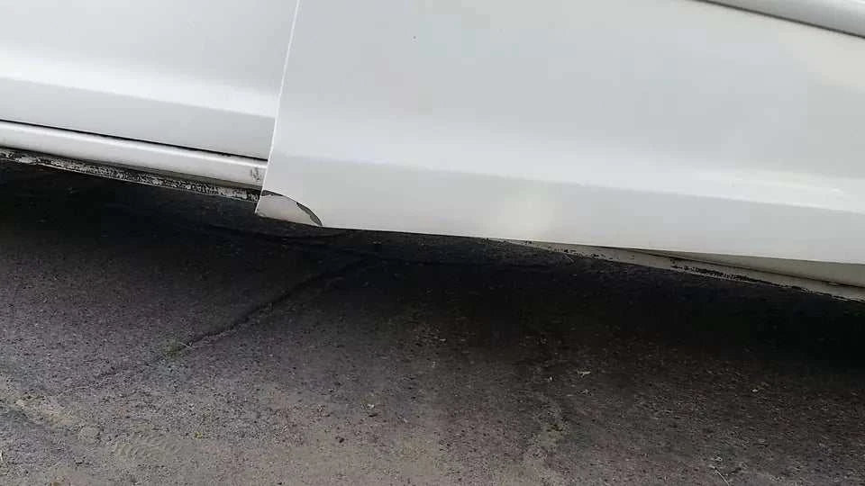 RIGHT FRONT PASSENGER DOOR