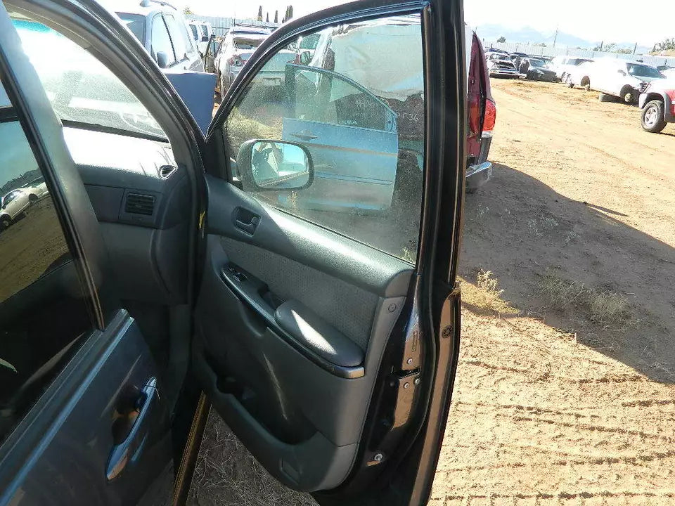 2004 - 2010 TOYOTA SIENNA FRONT AND REAR RIGHT PASSENGER DOORS DOOR SET(2 DOORS)