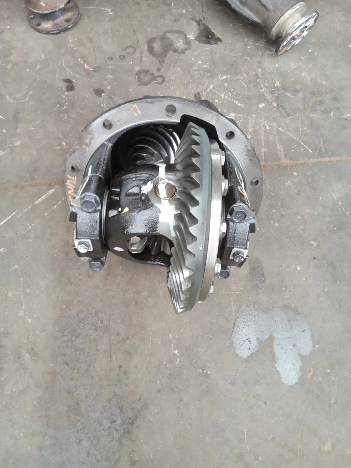 07-20 TOYOTA TUNDRA V8 4.7L 4.6L V6 4.0L REAR DIFFERENTIAL CARRIER 3RD MEMBER 41110-0C010