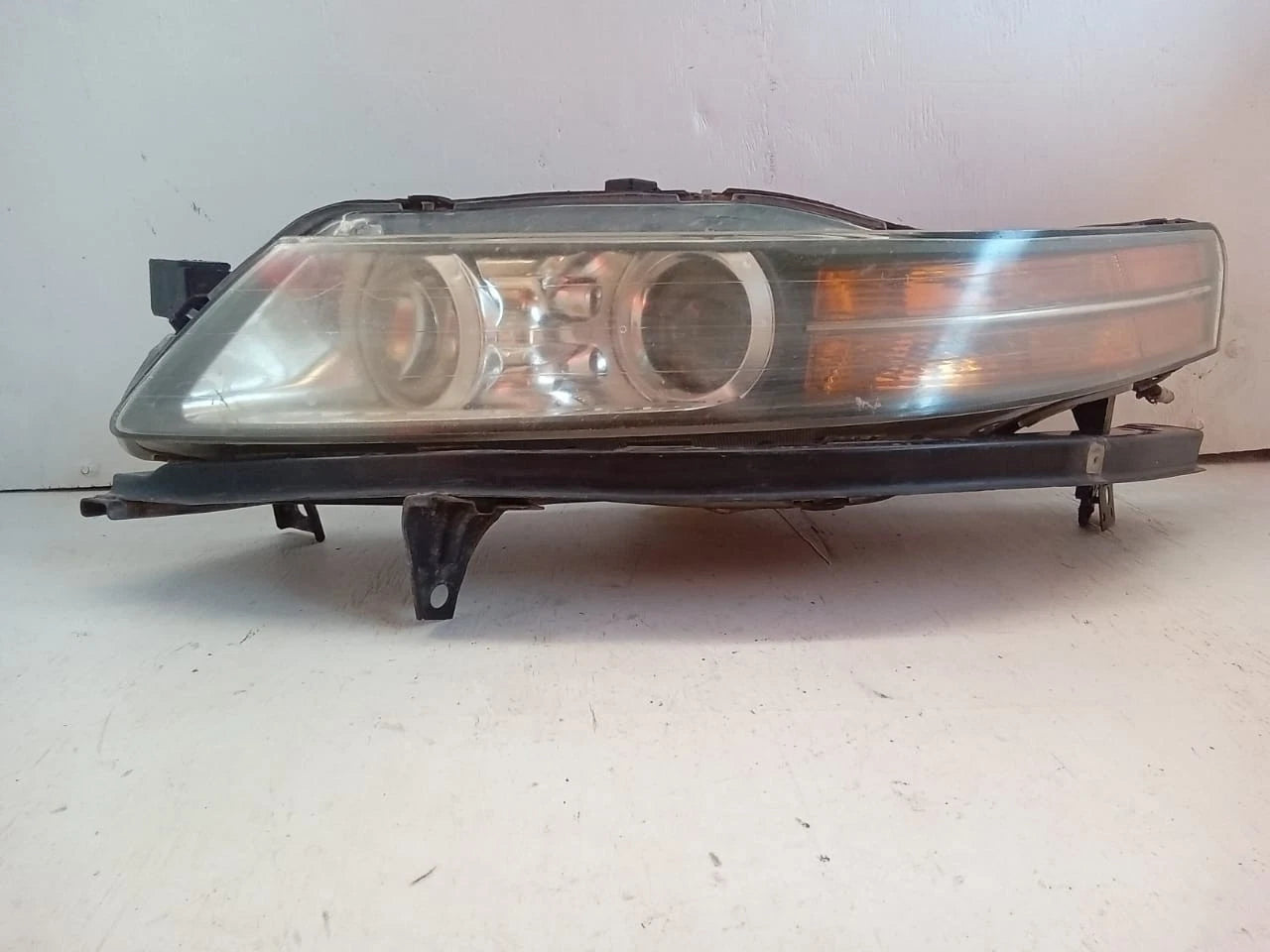 2007-2008 ACURA TL SEDAN LEFT DRIVER SIDE HEADLIGHT XENON HID HEADLAMP W3T16591 33151SEPA32