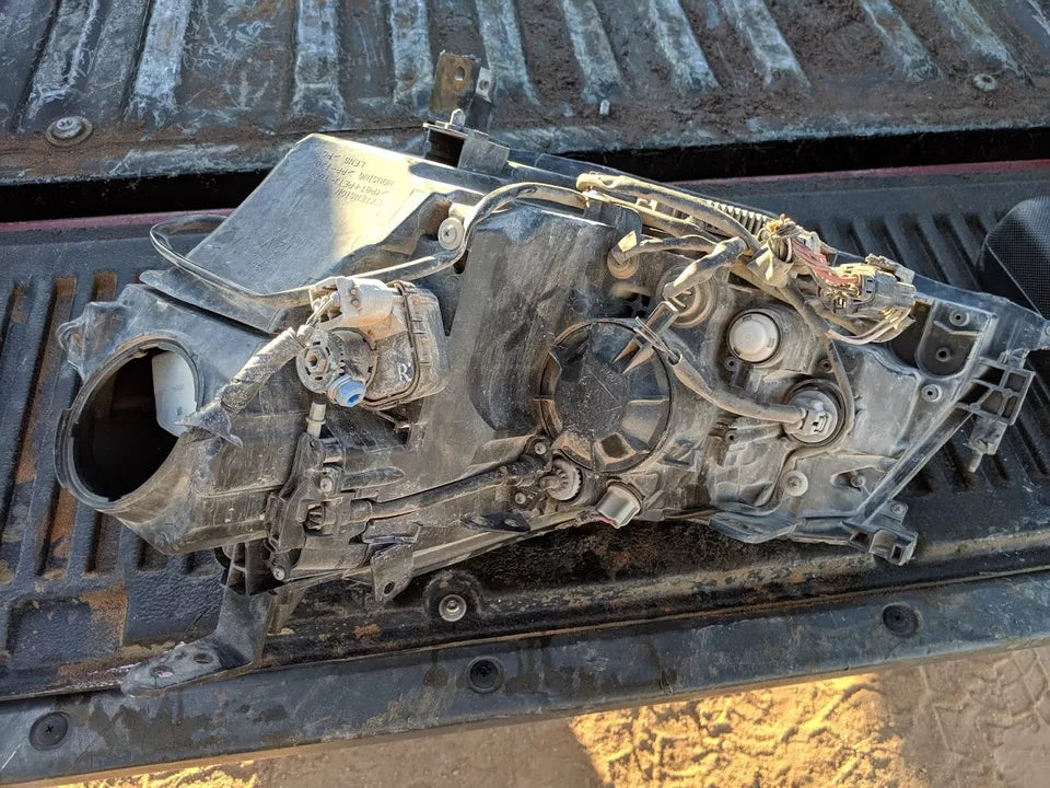 INFINITI M35 M 35 M45 M 45 RIGHT PASSENGER HEADLIGHT ASSEMBLY XENON BULB BALLAST