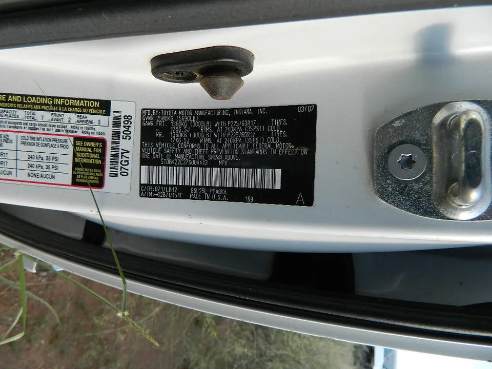 2004 2005 2006 2007 2008 2009 2010 TOYOTA SIENNA RIGHT REAR SIDE PASSENGER DOOR