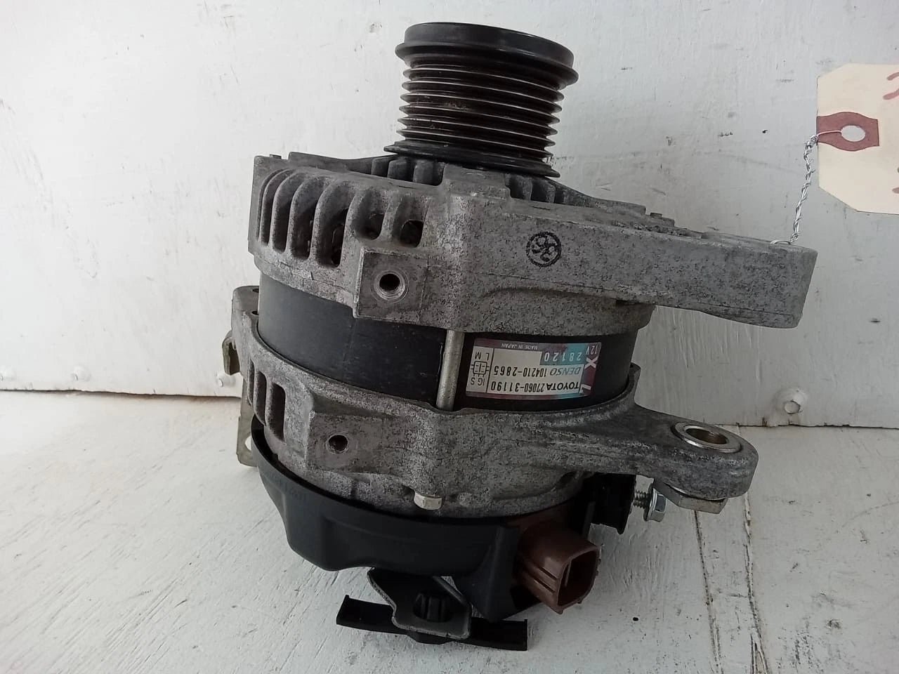 2010-2021 TOYOTA 4RUNNER 4.0L ALTERNATOR GENERATOR 27060-31190 / 104210-2865
