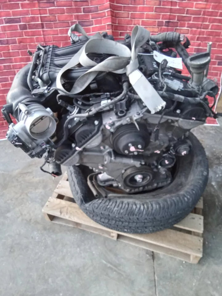 2009 2010 2011 KIA BORREGO 3.8L V6 ENGINE MOTOR ASSEMBY VIN 1, 8th digit