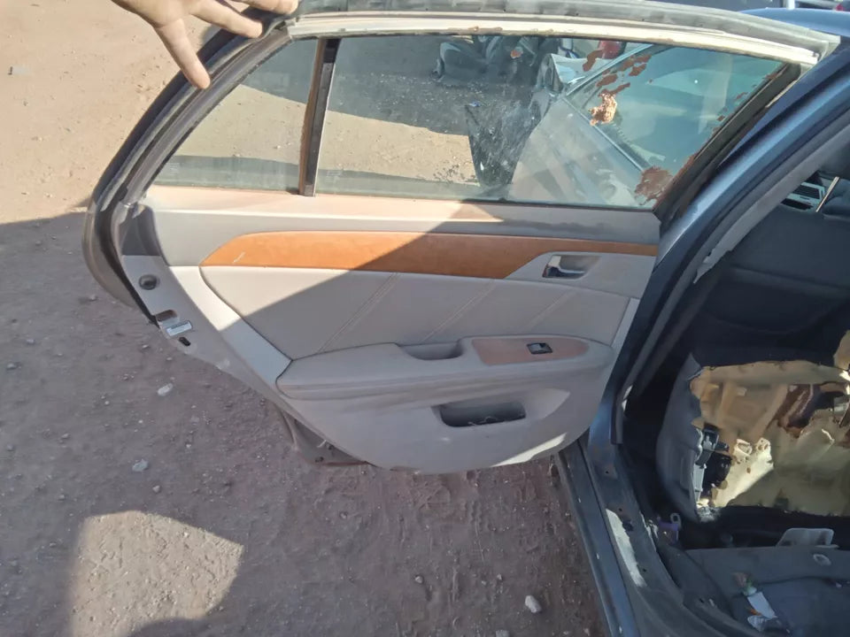 TOYOTA AVALON FRONT AND REAR LEFT DRIVER SIDE DOORS DOOR SET (2 DOORS)-COLOR 4Q2