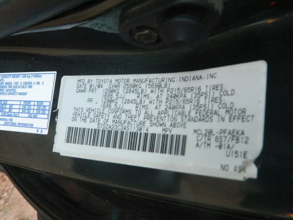 2004 2005 2006 2007 2008 2009 2010 TOYOTA SIENNA REAR RIGHT PASSENGER DOOR OEM