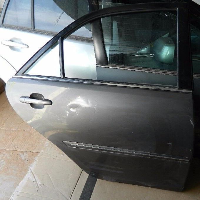 2002 2003 2004 2005 2006 TOYOTA CAMRY RIGHT REAR PASSENGER DOOR OEM- GRAY