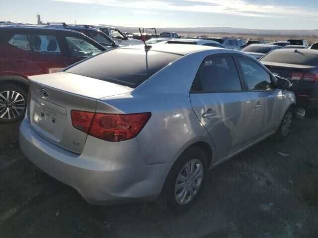 2010 KIA FORTE