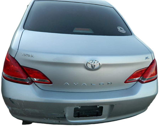 TOYOTA AVALON TRUNK