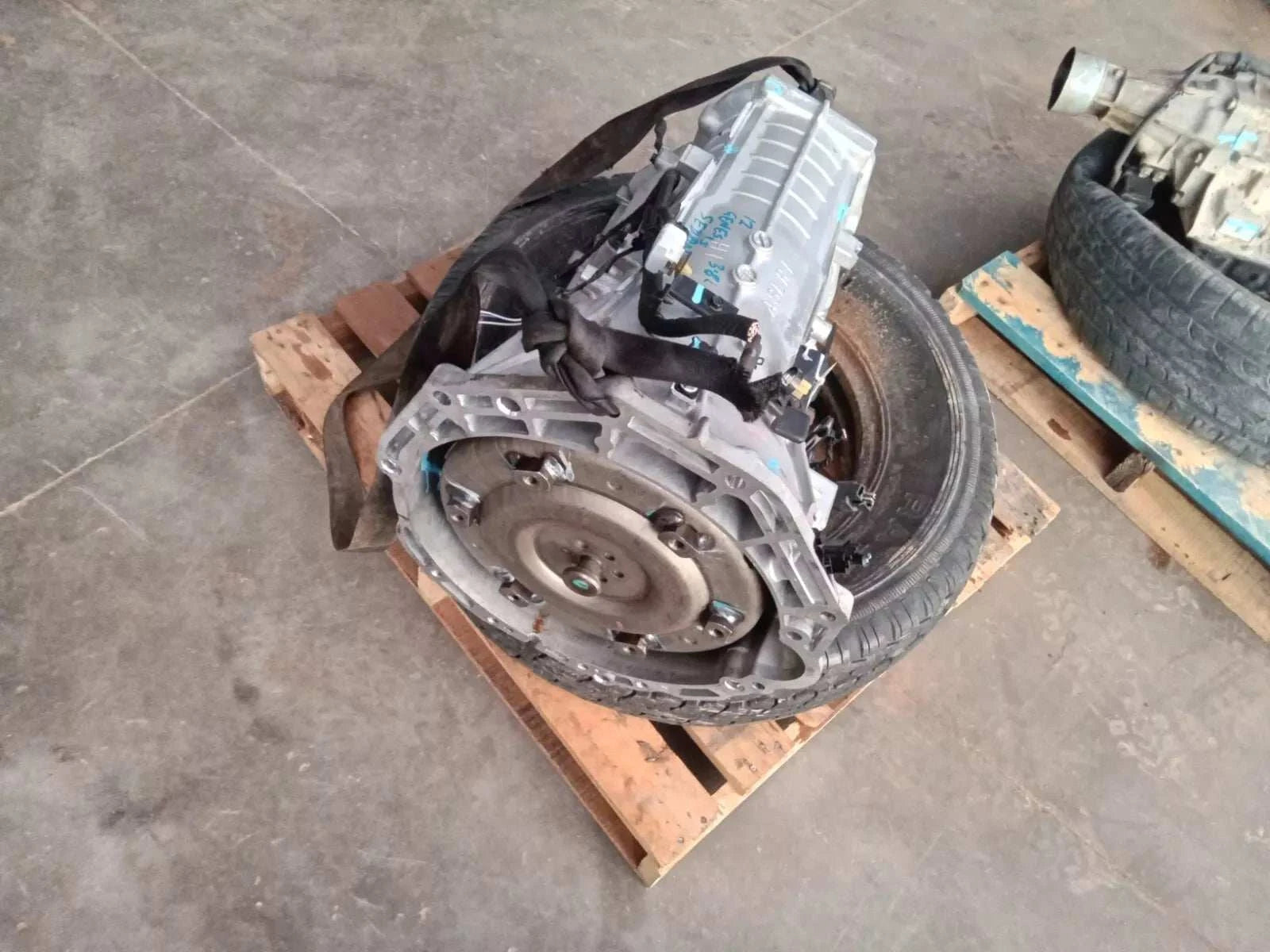 Hyundai Genesis Sedan