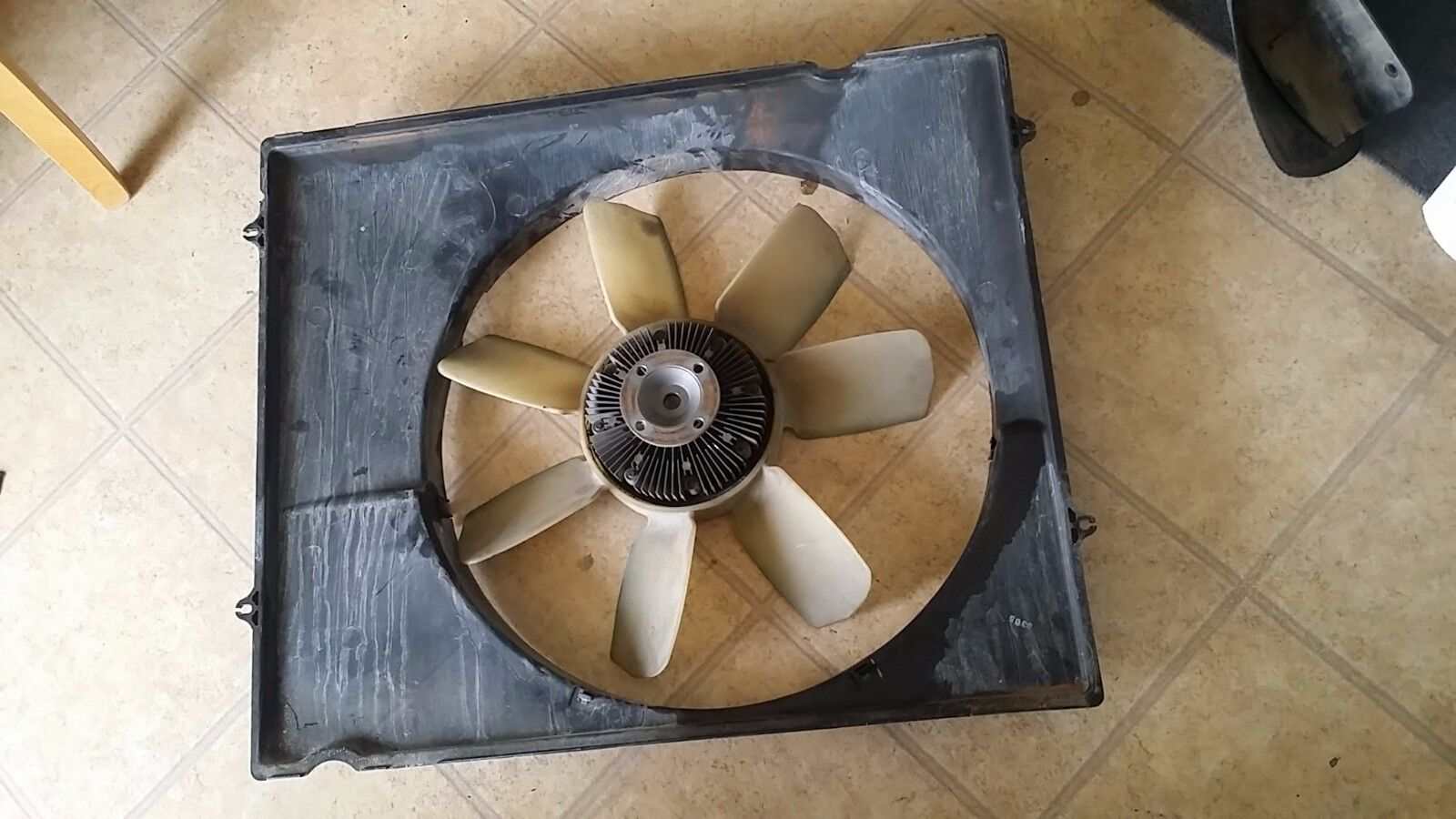 Toyota Sequoia fan shroud