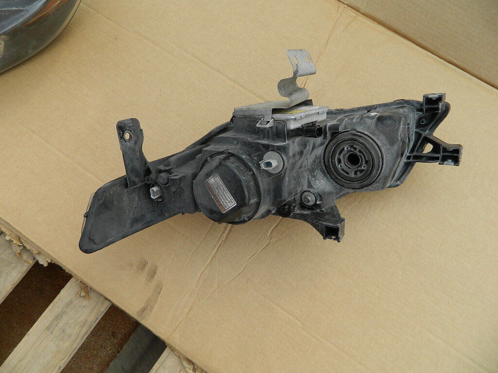 2004 2005 04 05 ACURA TL 3.2L FRONT RIGHT PASSENGER SIDE HEADLIGHT XENON HID-US