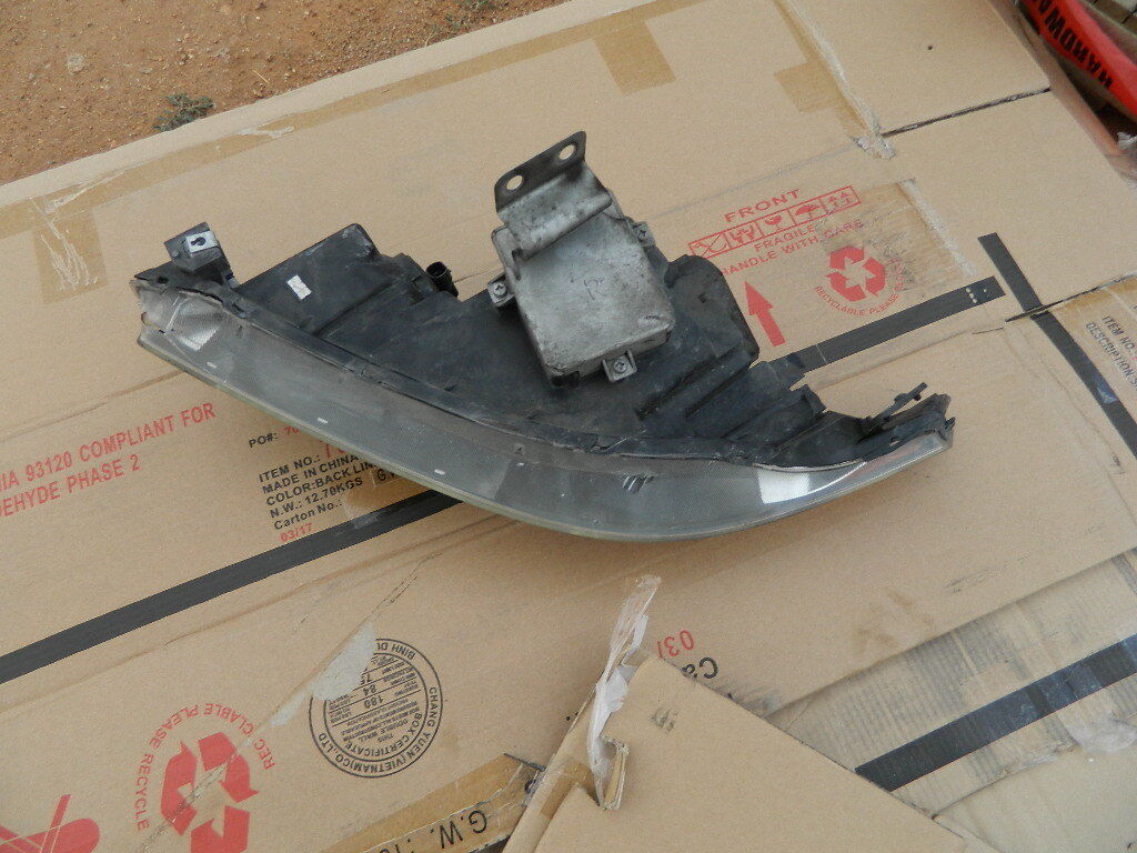 2004 04 2005 05 ACURA TL 3.2L FRONT RIGHT PASSENGER SIDE HEADLIGHT XENON HID