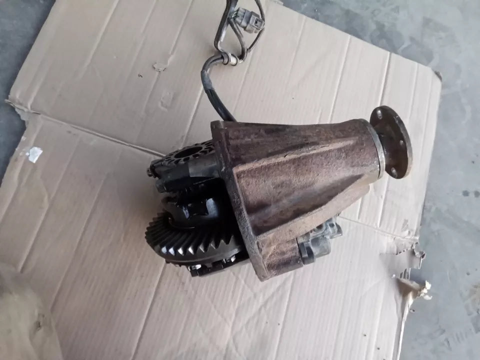 1996- 2002 TOYOTA 4RUNNER REAR DIFFERENTIAL CARRIER PUMPKIN 6CYL 3.4L W/ LOCKER