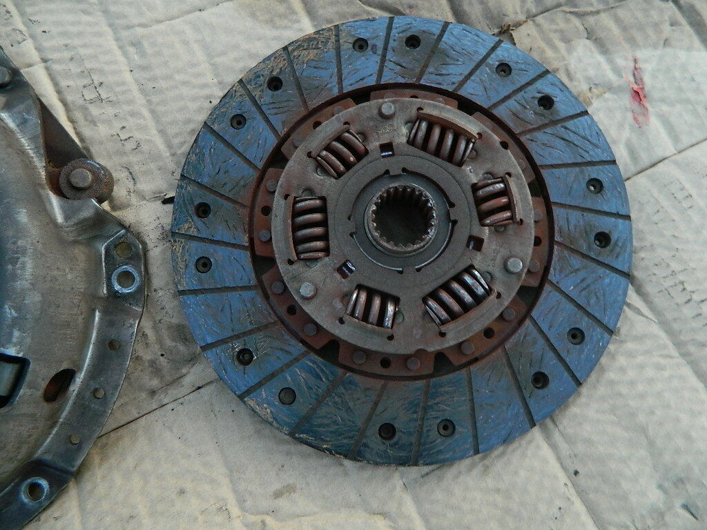 84 85 86 87 88 TOYOTA PICKUP TRUCK CLUTCH PRESSURE PLATE KIT 2.4L 4CYL