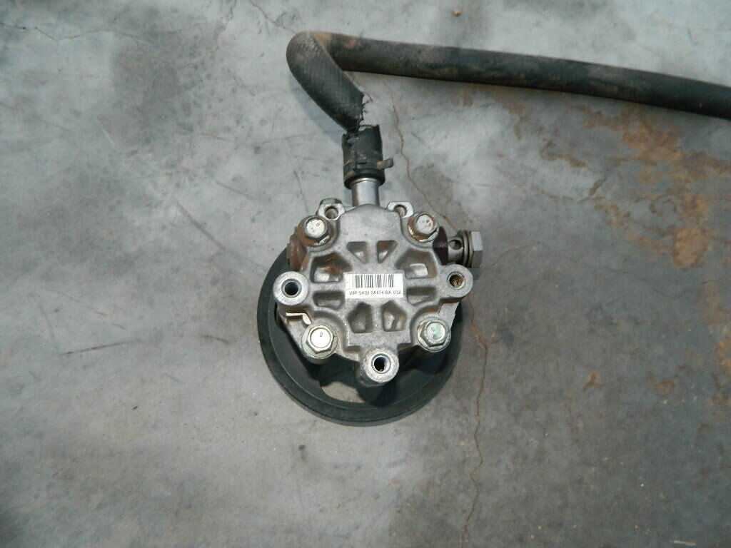 4.4L POWER STEERING PUMP