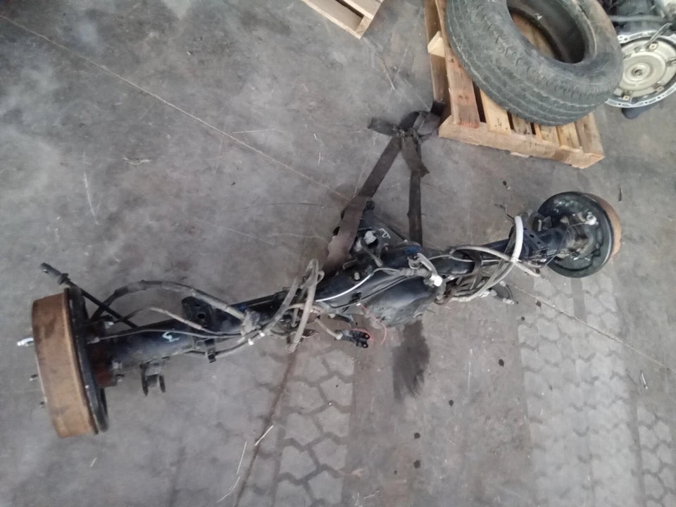 2005- 2015 TOYOTA TACOMA REAR END DIFFERENTIAL CARRIER AXLE 4X4 W/LOCKER 6 LUGS