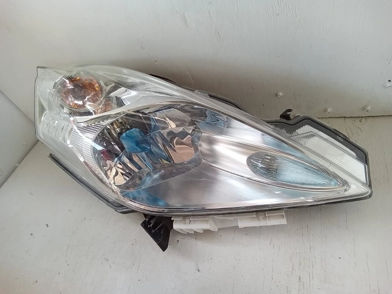 2013 - 2017 NISSAN LEAF HEADLIGHT HEADLAMP RIGHT PASSENGER SIDE - 260103NF0A