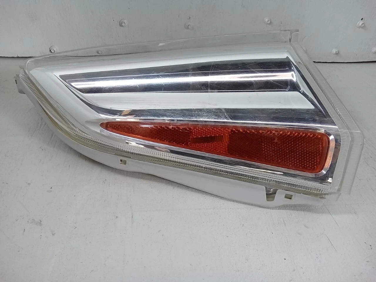 2011 - 2017 NISSAN LEAF TURN SIGNAL LIGHT RIGHT PASSENGER SIDE - 261803NF0A