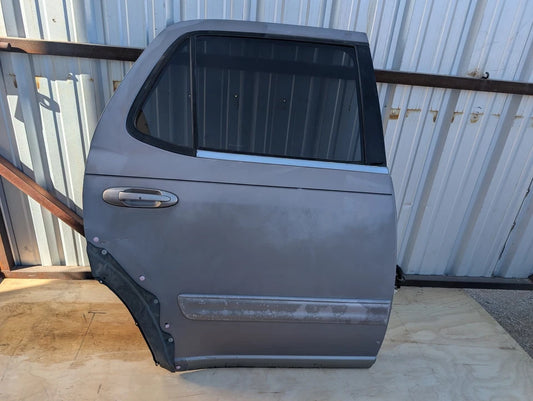 2001-2007 TOYOTA SEQUOIA RIGHT REAR DOOR ASSY SILVER COLOR - OEM