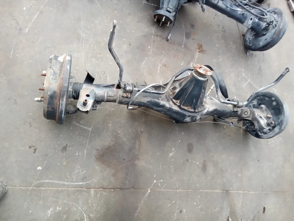 96-02 TOYOTA 4RUNNER REAR END DIFFERENTIAL AXLE CARRIER COMPLETE W/O ABS-A02A