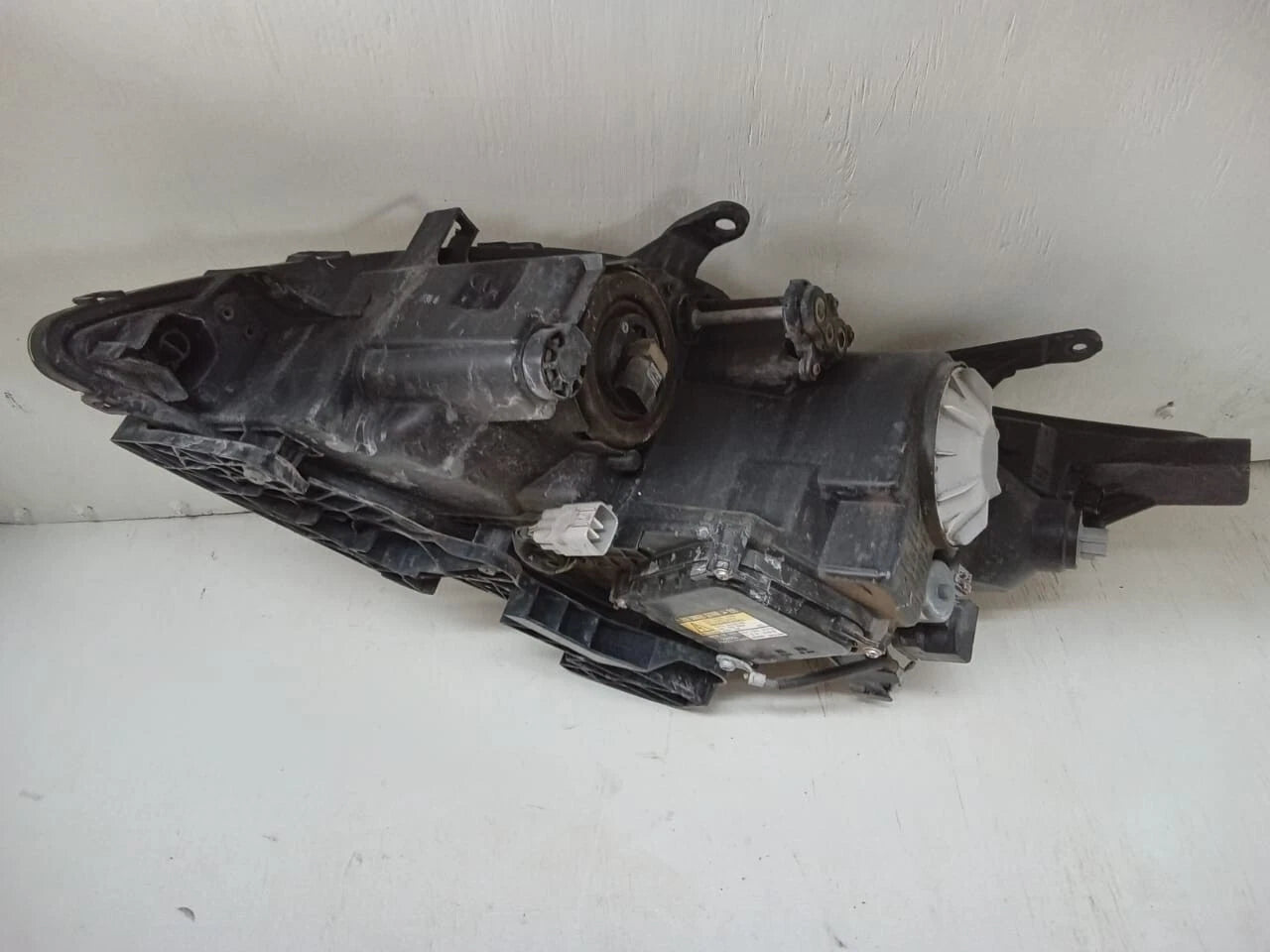 2007 - 2009 LEXUS ES350 HEADLIGHT XENON RIGHT PASSENGER SIDE 85967-52020