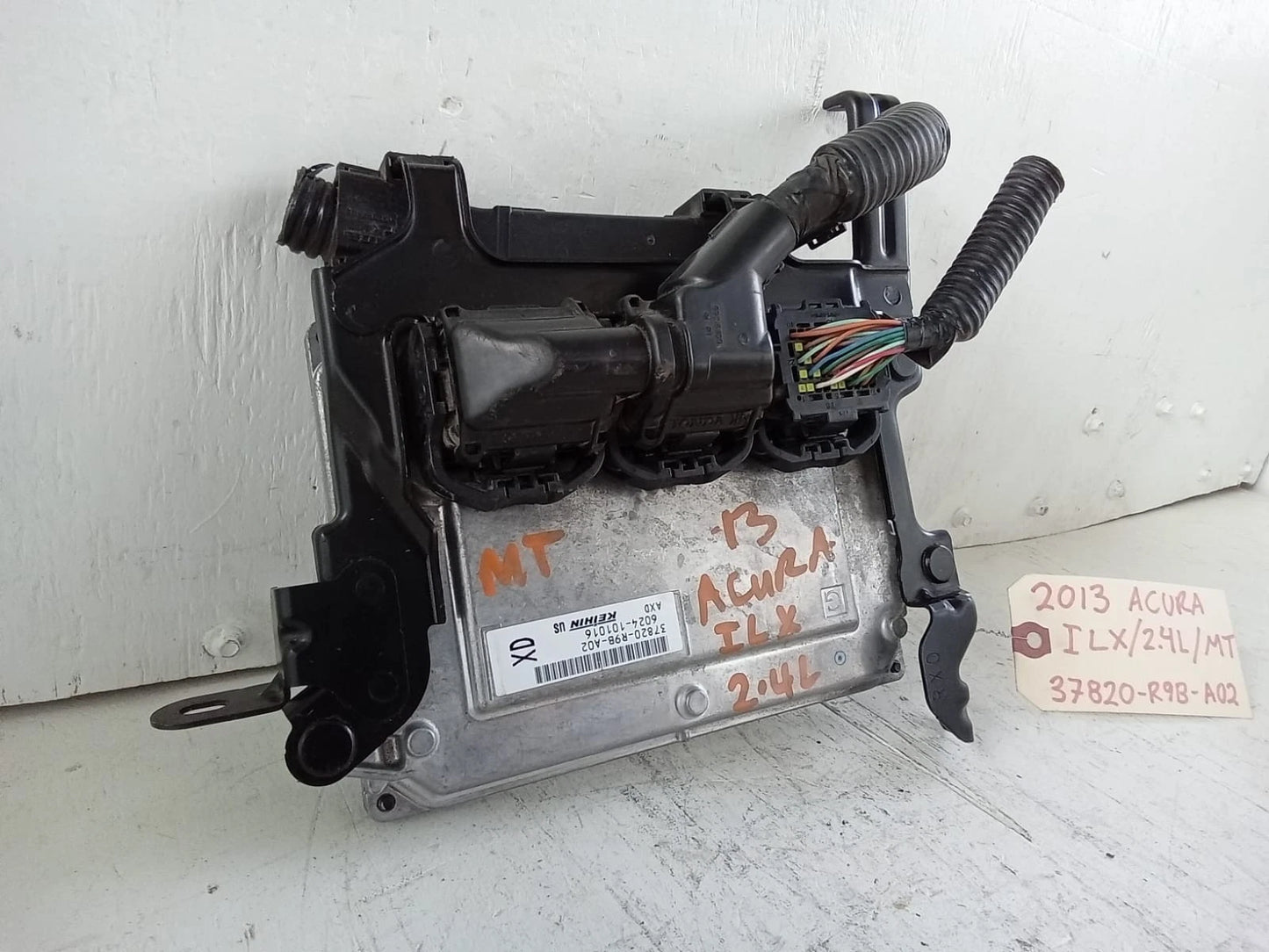 2013-2014 ACURA ILX 2.4L MT ENGINE COMPUTER CONTROL MODULE ECU ECM 37820-R9B-A02