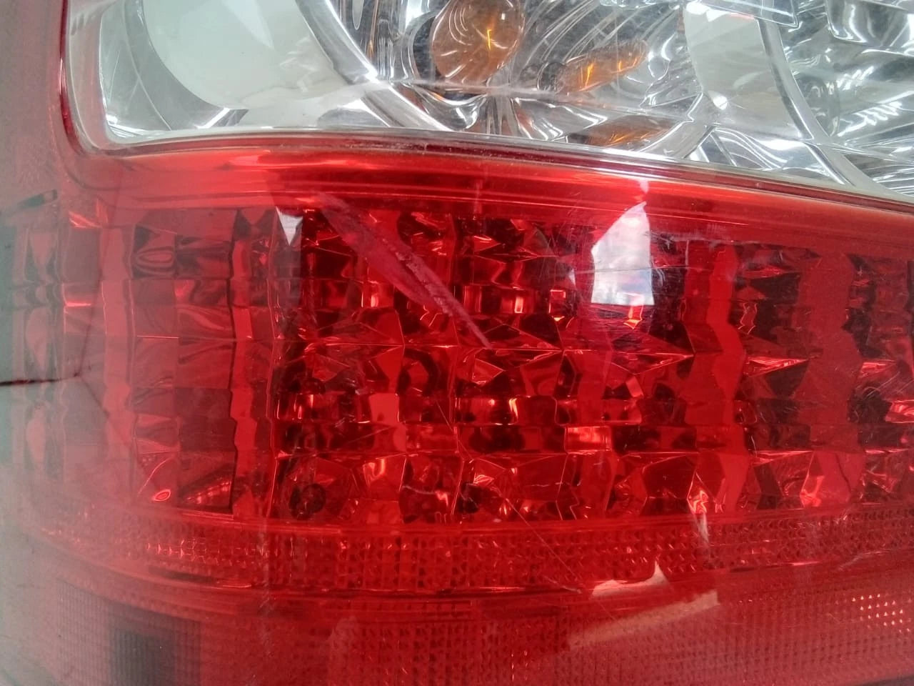 2006-2007 TOYOTA HIGHLANDER HYBRID LIMITED REAR LAMP LEFT DRIVER SIDE 81551-48090, 8155148090, TY1137-U000R