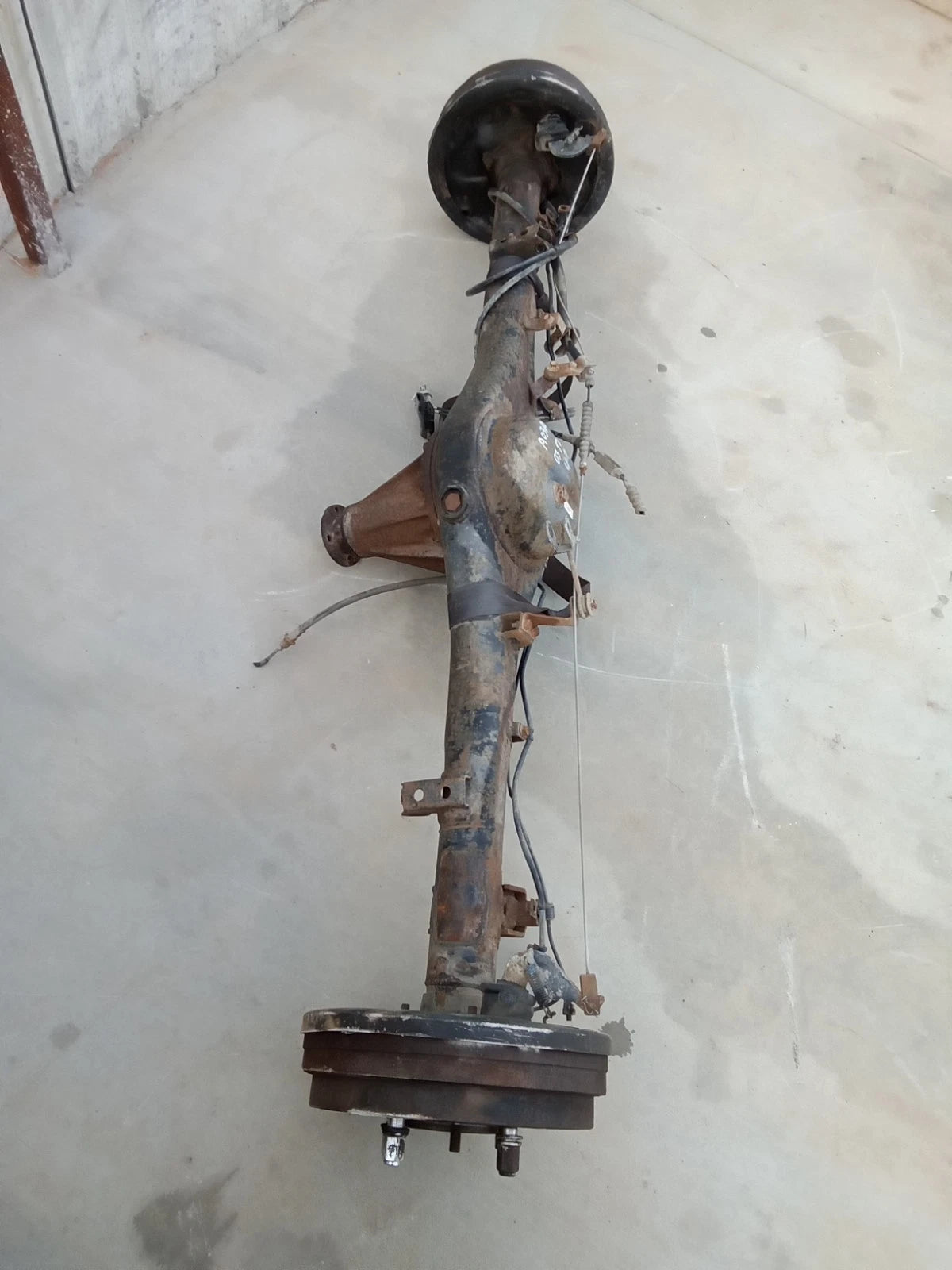00-06 TOYOTA TUNDRA ACC CAB (1.5 DOORS) 4.7L 4WD 4X4 REAR END DIFFERENTIAL AXLE
