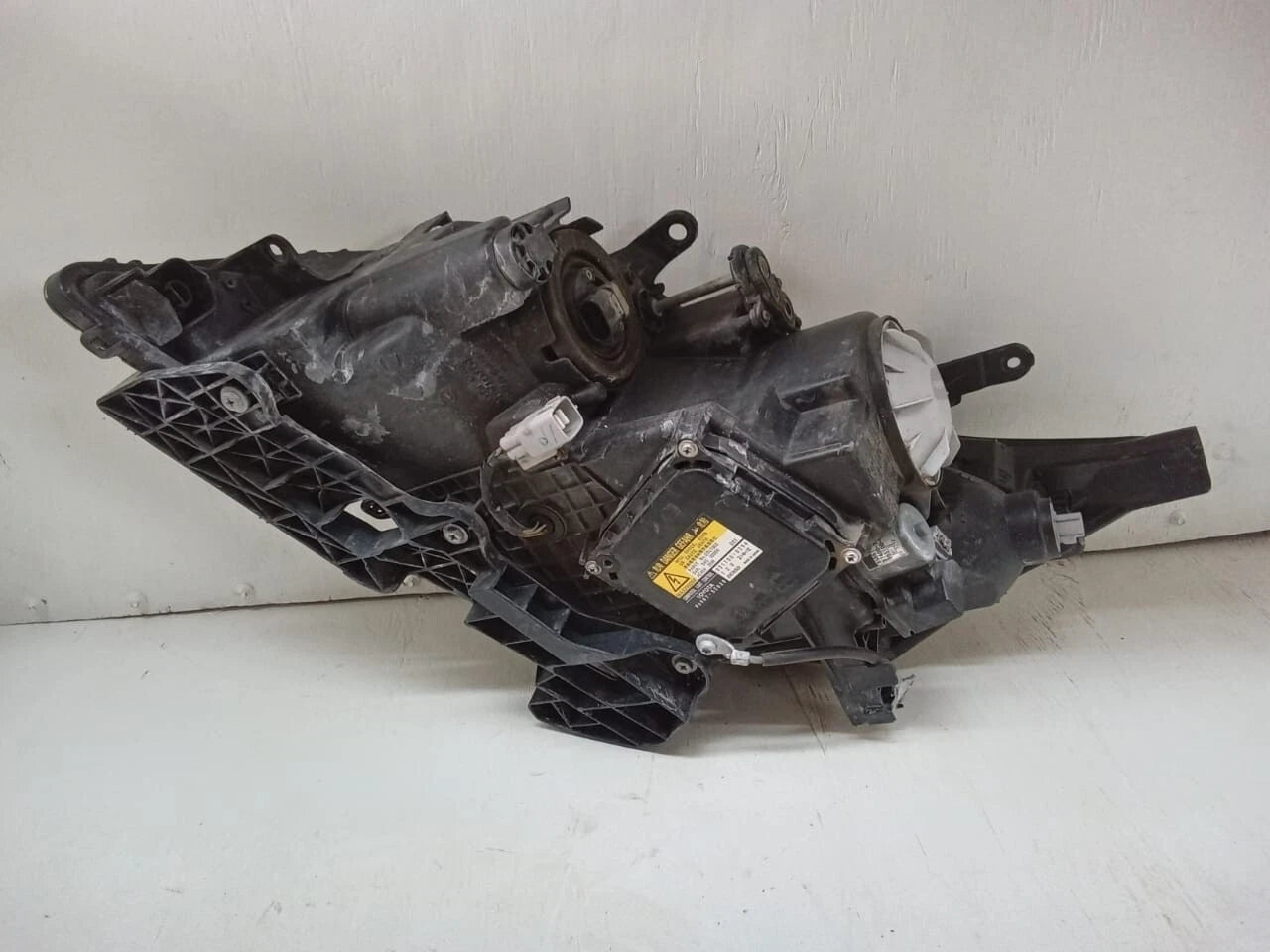 2007 - 2009 LEXUS ES350 HEADLIGHT XENON RIGHT PASSENGER SIDE 85967-52020