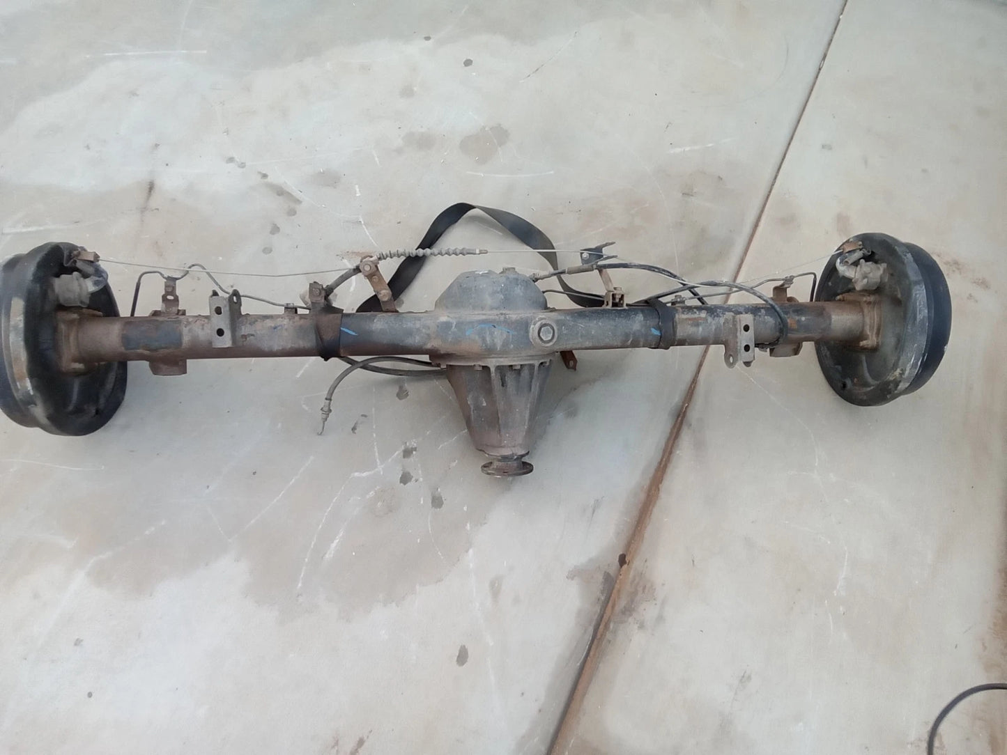 00-06 TOYOTA TUNDRA ACC CAB (1.5 DOORS) 4.7L 4WD 4X4 REAR END DIFFERENTIAL AXLE
