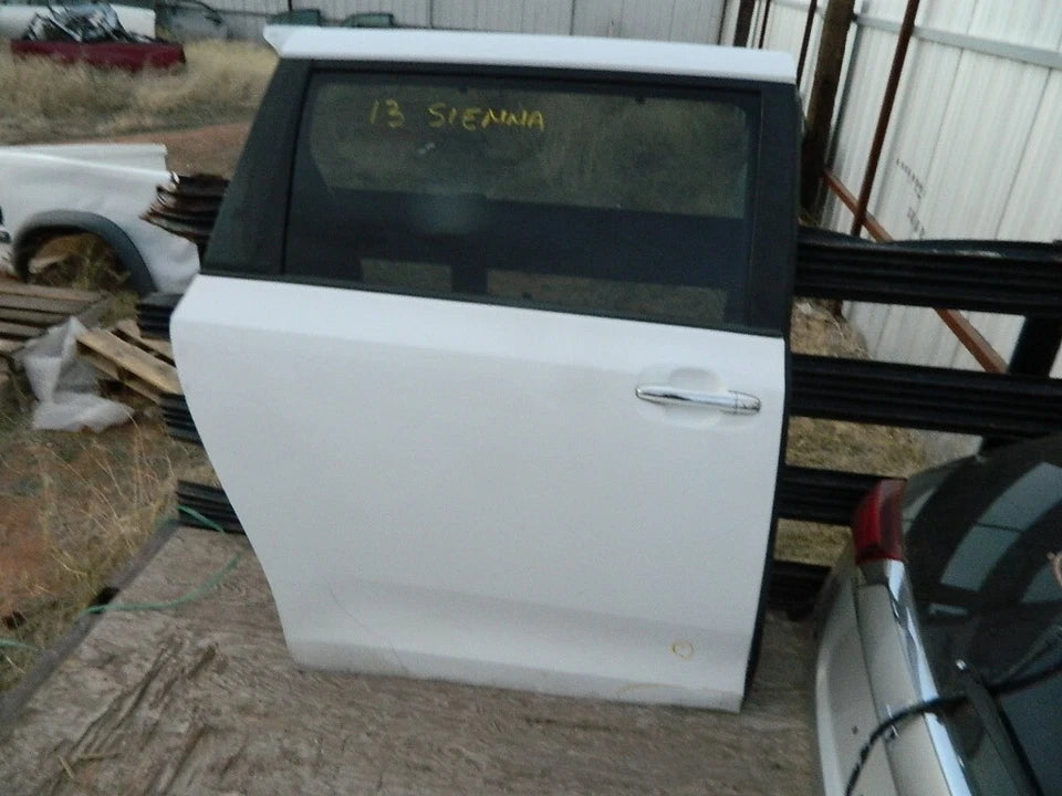 2011 2012 2013 2014 TOYOTA SIENNA REAR RIGHT PASSENGER SIDE DOOR ASSEMBLY