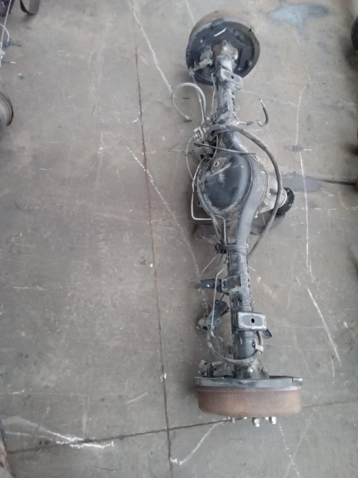 2001 2002 Nissan Frontier 3.3L V6 REAR END DIFFERENTIAL AXLE W/O LOCKER W/ ABS