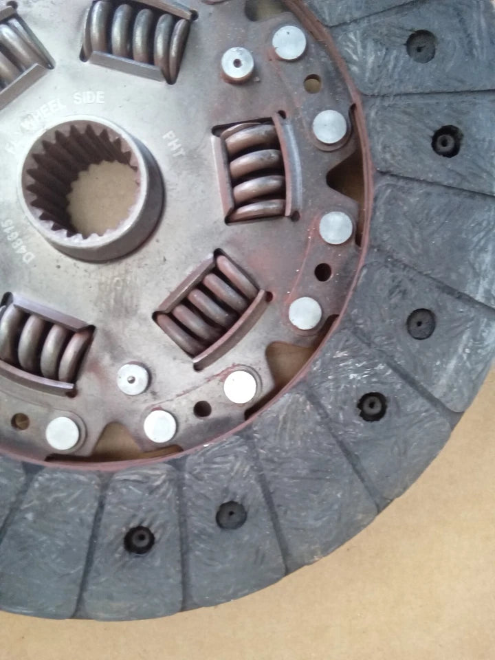 1995-2004 TOYOTA TACOMA CLUTCH PRESSURE PLATE AND DISC - OEM
